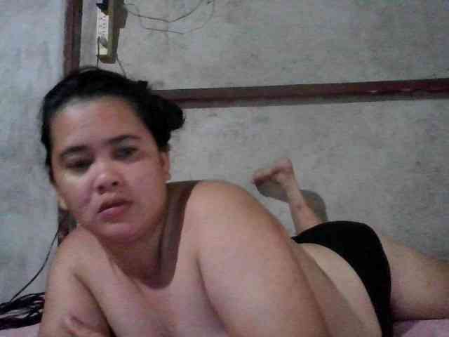 LovelyShaxxx3 webcam