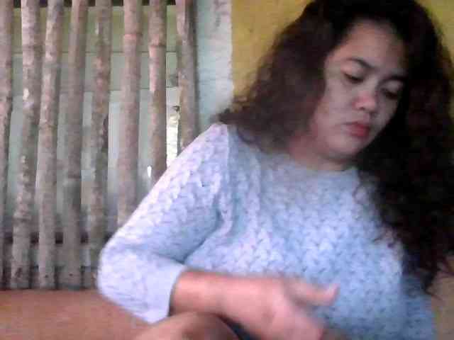 LovelyShaxxx3 webcam