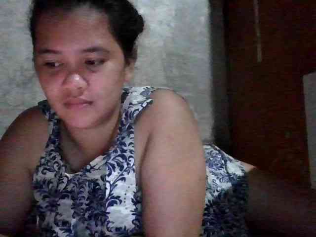 LovelyShaxxx3 webcam