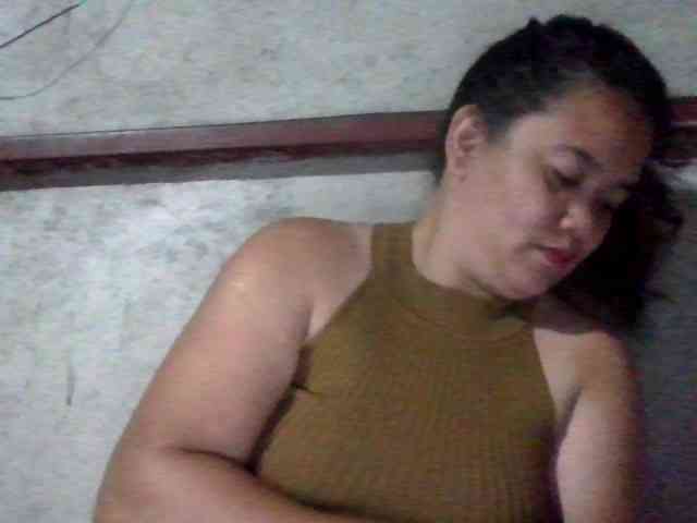 LovelyShaxxx3 Live Webcam on BongaCams