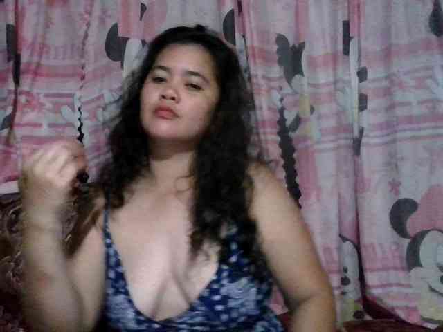 LovelyShaxxx3 webcam