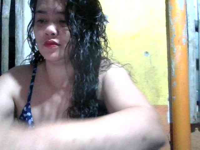 LovelyShaxxx3 webcam