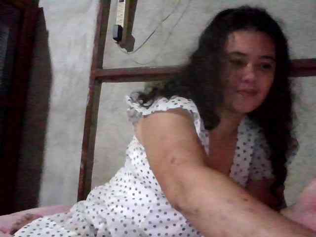 LovelyShaxxx3 webcam