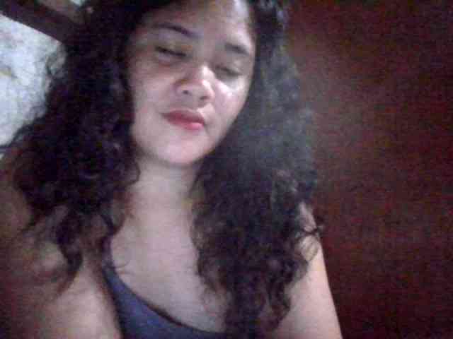 LovelyShaxxx3 webcam