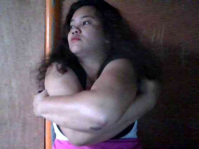 LovelyShaxxx3 webcam