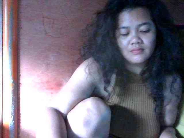 LovelyShaxxx3 webcam