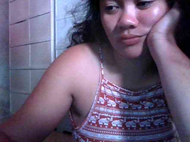 LovelyShaxxx3 webcam