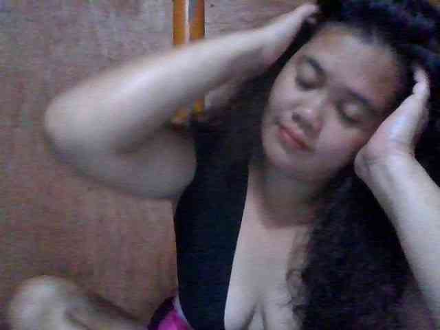 LovelyShaxxx3 webcam