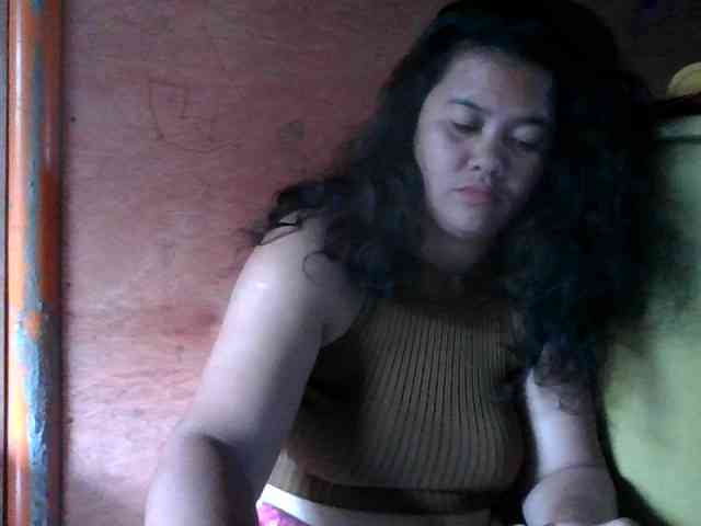 LovelyShaxxx3 webcam