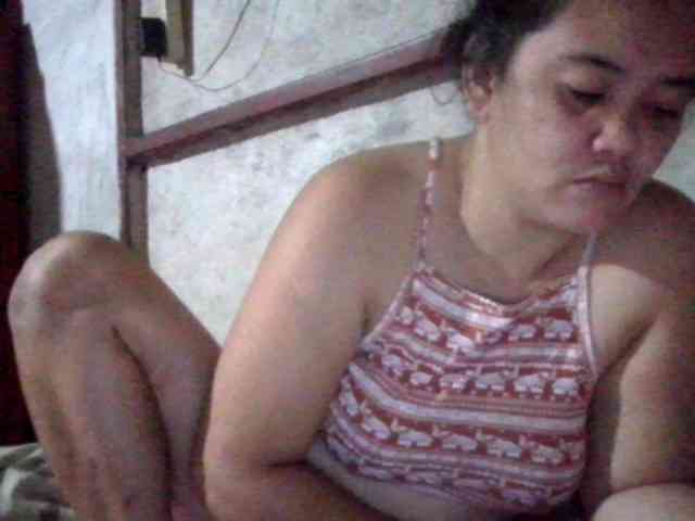 LovelyShaxxx3 webcam