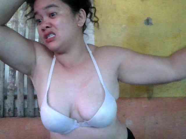 LovelyShaxxx3 webcam