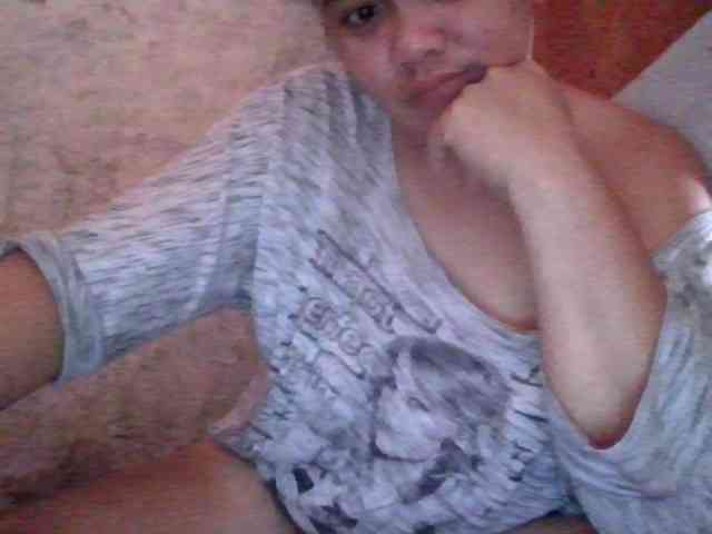 LovelyShaxxx3 webcam