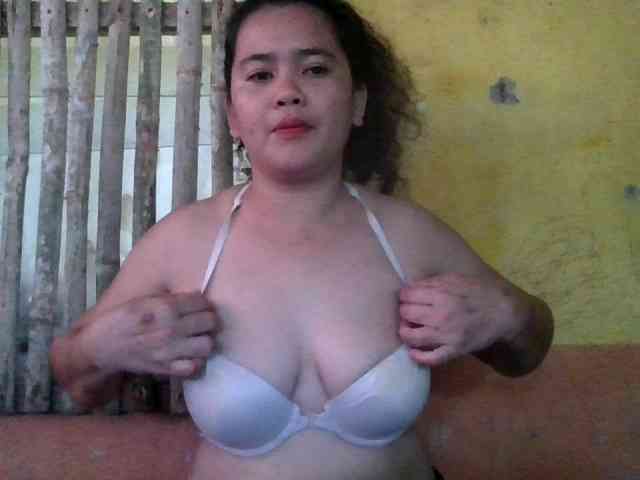 LovelyShaxxx3 webcam