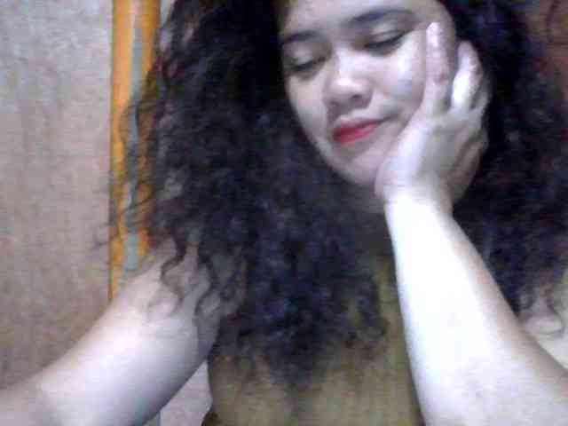 LovelyShaxxx3 webcam