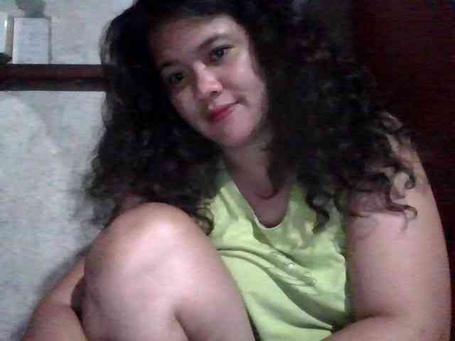 LovelyShaxxx3 webcam