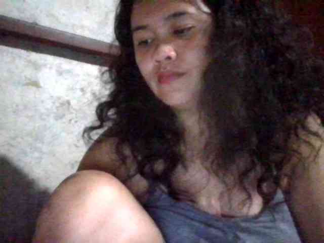 LovelyShaxxx3 webcam