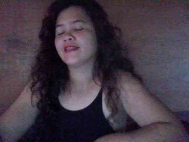 LovelyShaxxx3 webcam