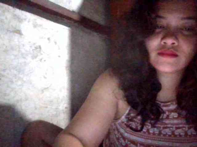 LovelyShaxxx3 webcam