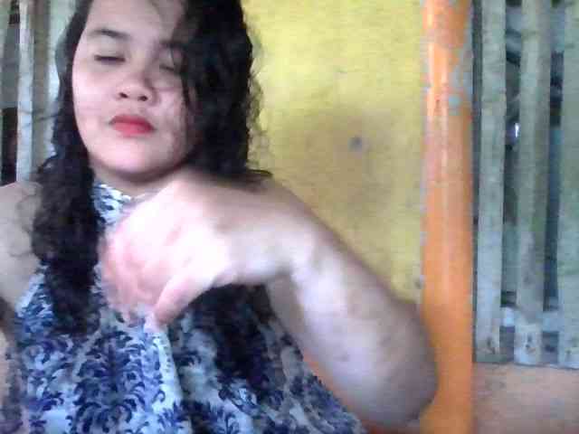 LovelyShaxxx3 webcam