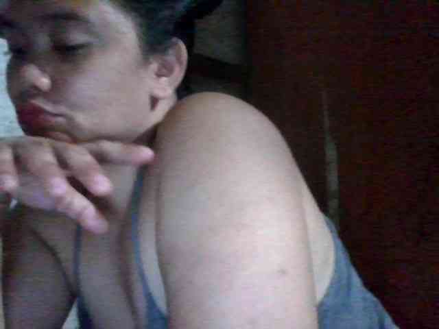 LovelyShaxxx3 webcam