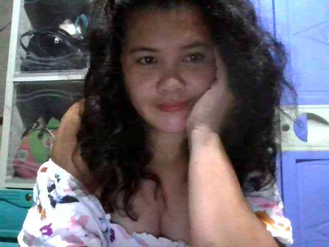 LovelyShaxxx3 webcam
