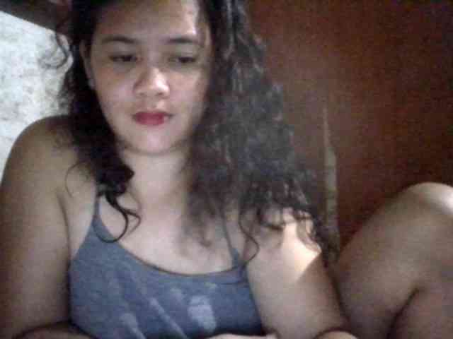 LovelyShaxxx3 webcam