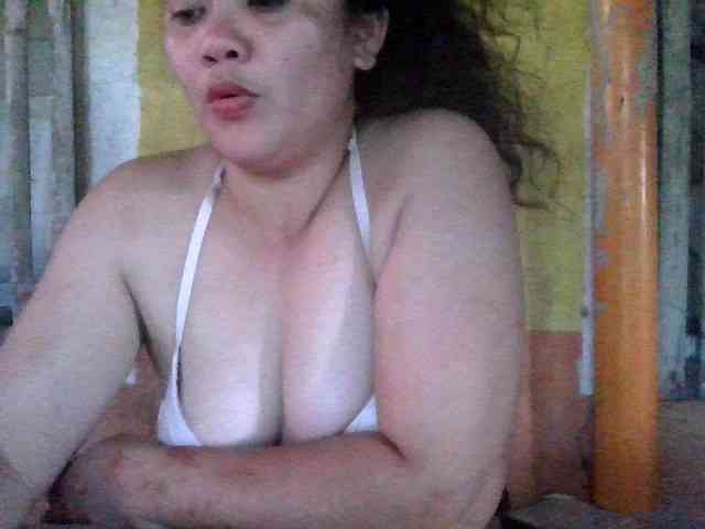 LovelyShaxxx3 webcam