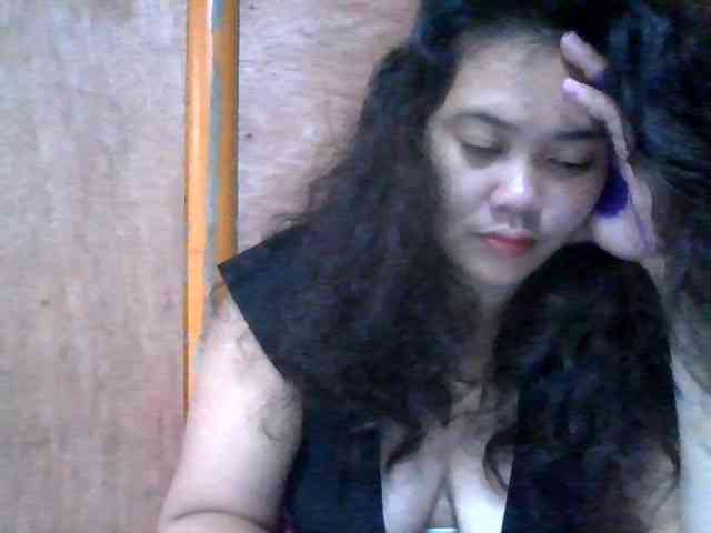 LovelyShaxxx3 webcam