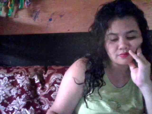 LovelyShaxxx3 webcam