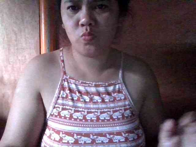 LovelyShaxxx3 webcam