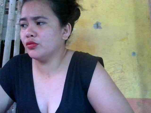 LovelyShaxxx3 webcam