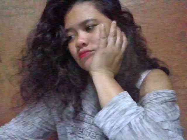 LovelyShaxxx3 webcam