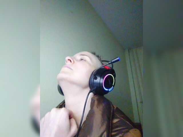 MagrettaXX's BongaCams show and profile