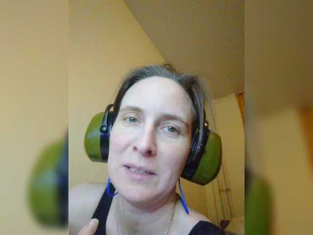 MagrettaXX's BongaCams show and profile