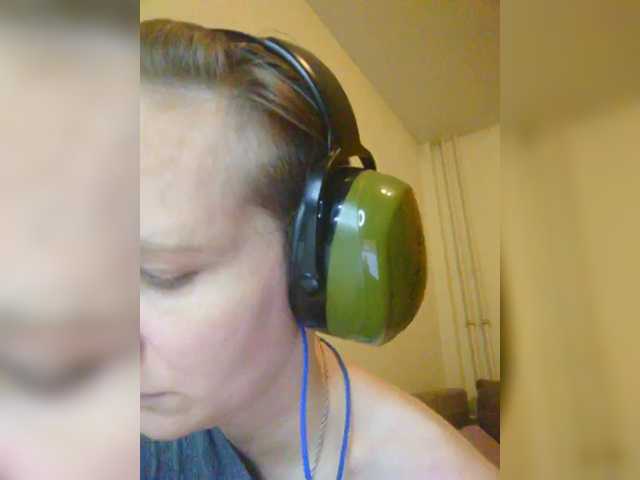 MagrettaXX's BongaCams show and profile