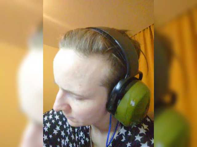 MagrettaXX's BongaCams show and profile