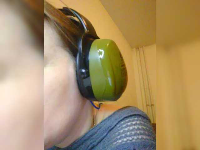 MagrettaXX's BongaCams show and profile