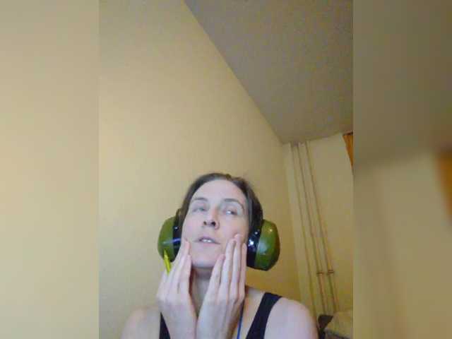 MagrettaXX's BongaCams show and profile