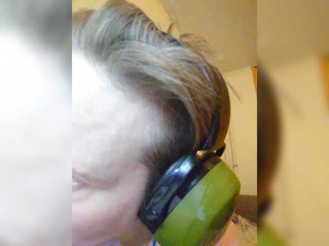 MagrettaXX's BongaCams show and profile