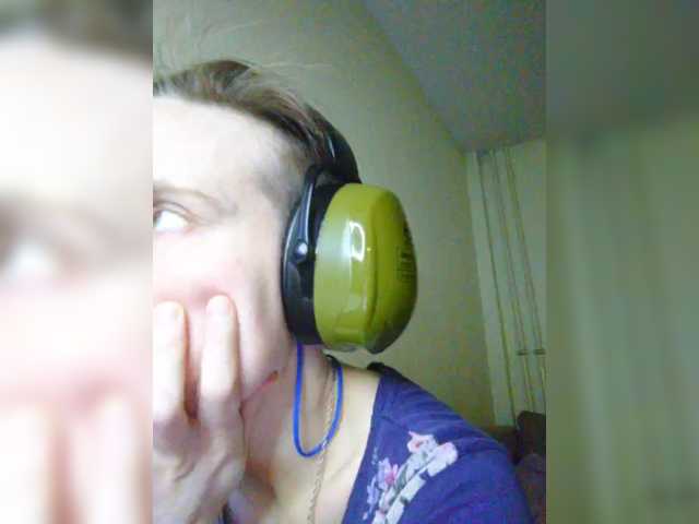 MagrettaXX's BongaCams show and profile