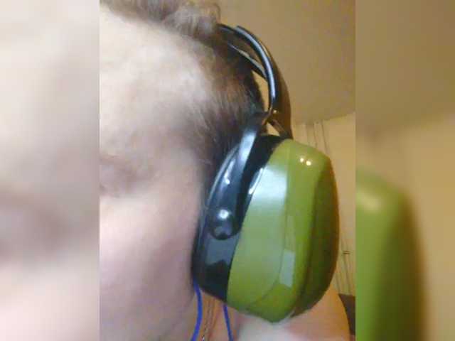 MagrettaXX's BongaCams show and profile