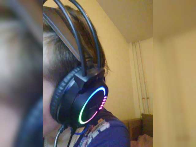 MagrettaXX's BongaCams show and profile