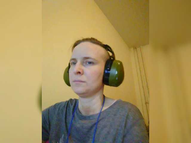 MagrettaXX's BongaCams show and profile