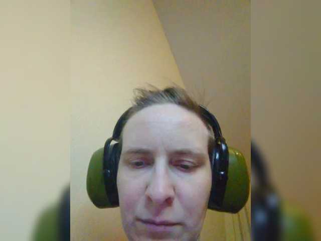 MagrettaXX's BongaCams show and profile