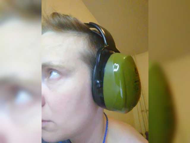 MagrettaXX's BongaCams show and profile