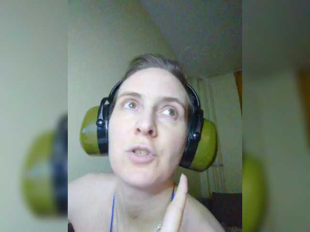 MagrettaXX's BongaCams show and profile