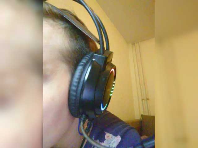 MagrettaXX's BongaCams show and profile