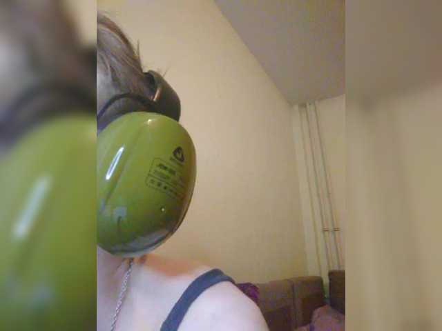 MagrettaXX's BongaCams show and profile