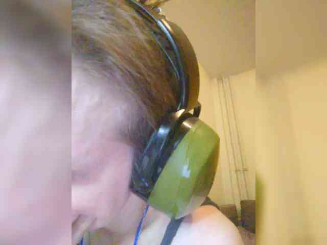 Magretta_Dering webcam