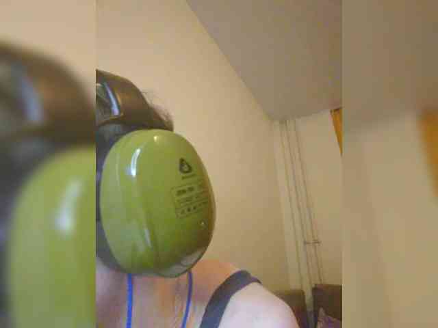 Magretta_Dering webcam